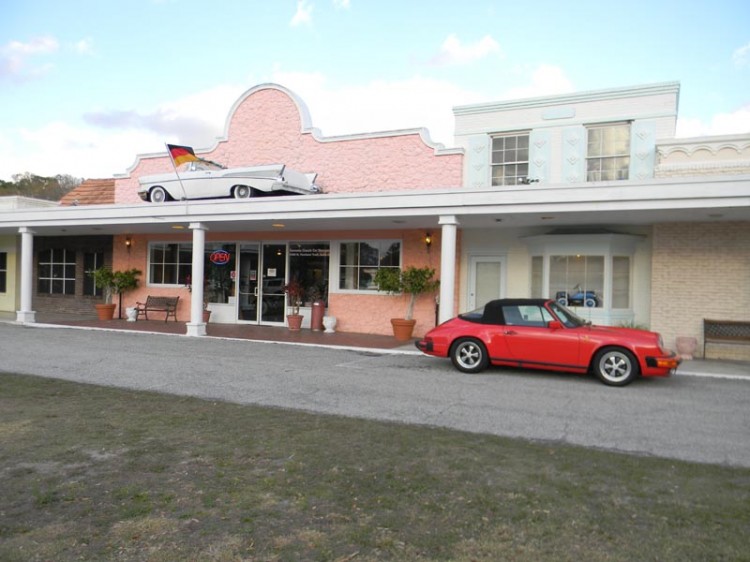 Sarasota Car Museum - RetrovisionesRetrovisiones